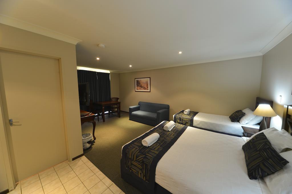 Wattle Grove Motel Perth Exteriör bild