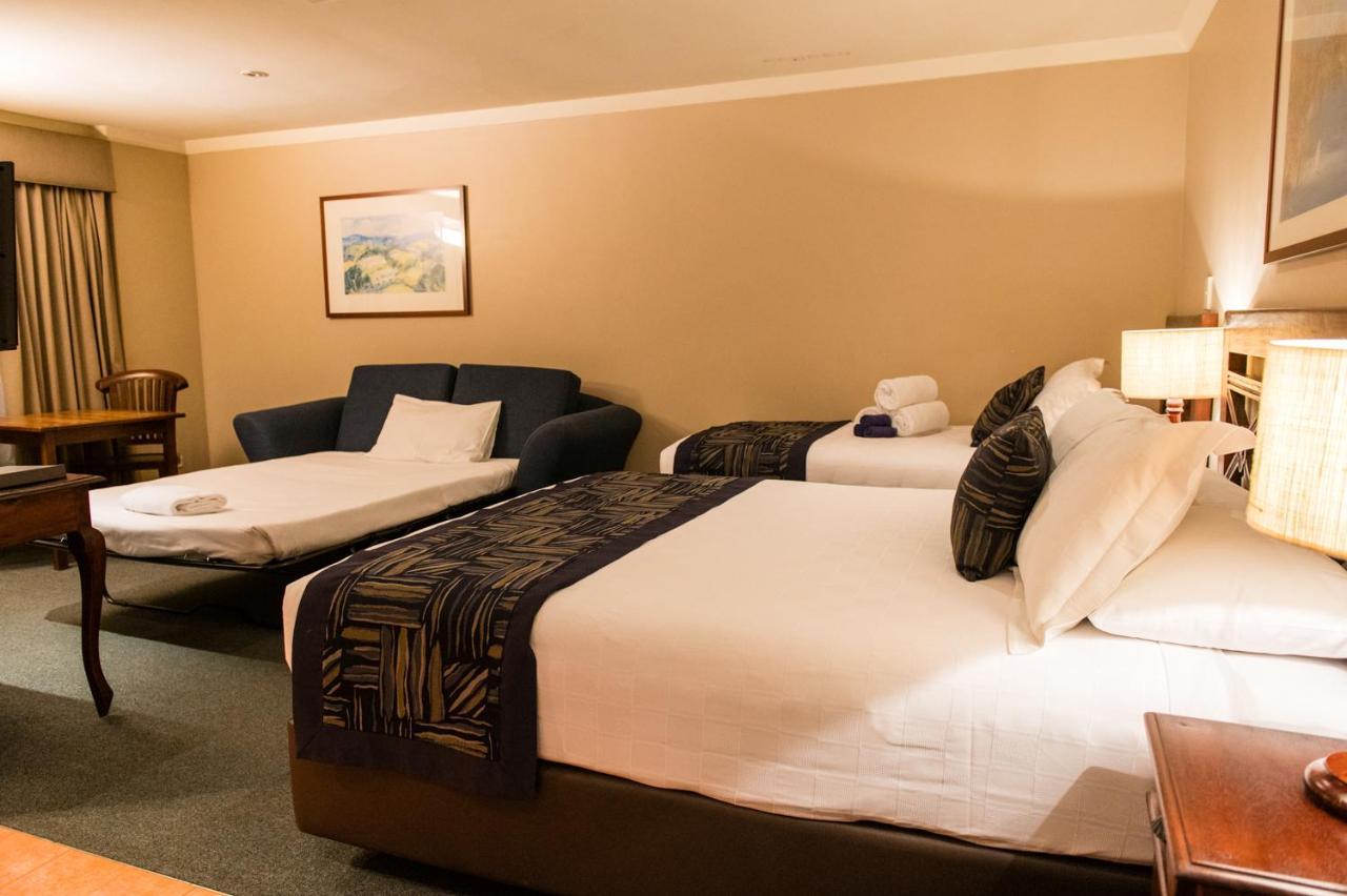 Wattle Grove Motel Perth Exteriör bild